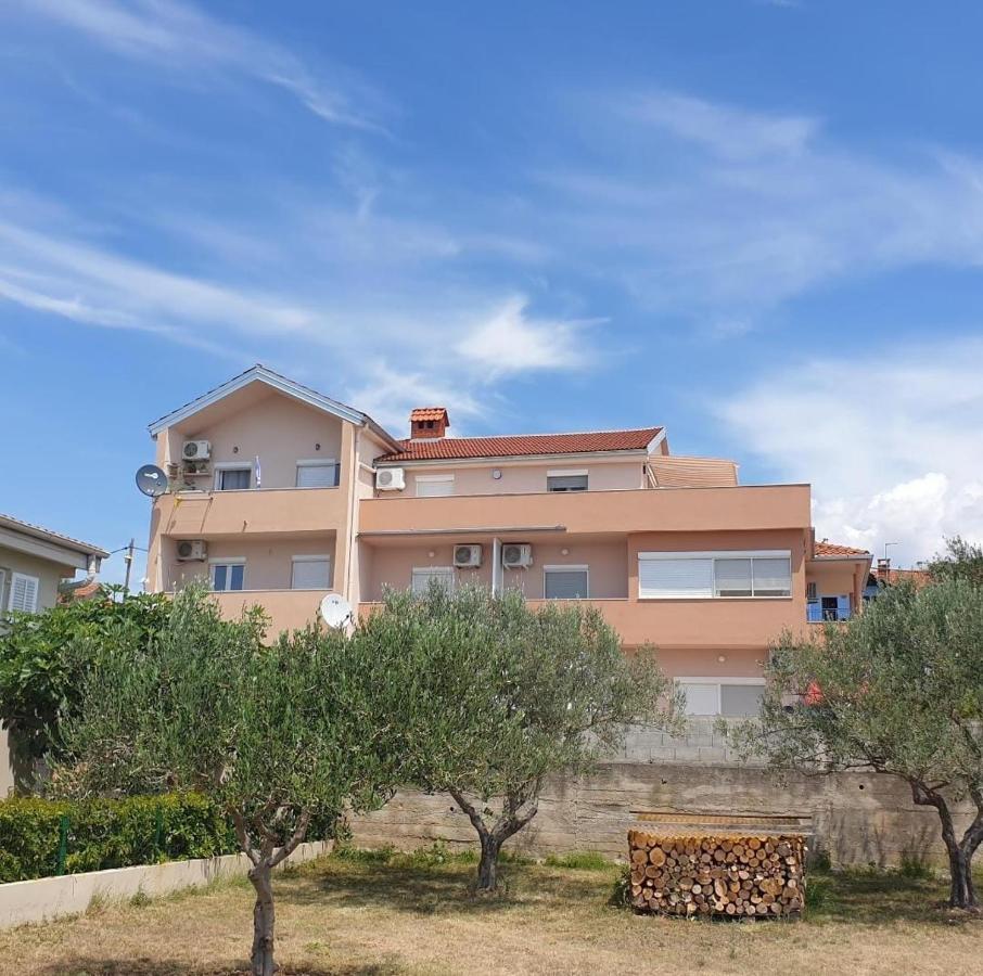 Apartment Beverly Kozino - By The Sea With Free Parking Ngoại thất bức ảnh